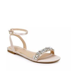 BADGLEY MISCHKA Jewel sandals in champagne Size 8